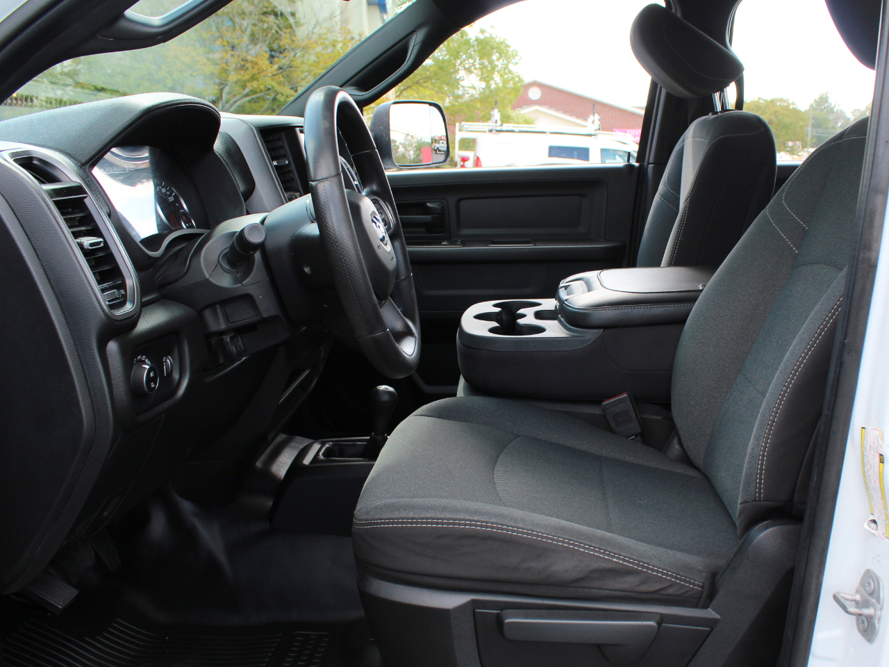 2022 Ram 2500 Tradesman photo 16
