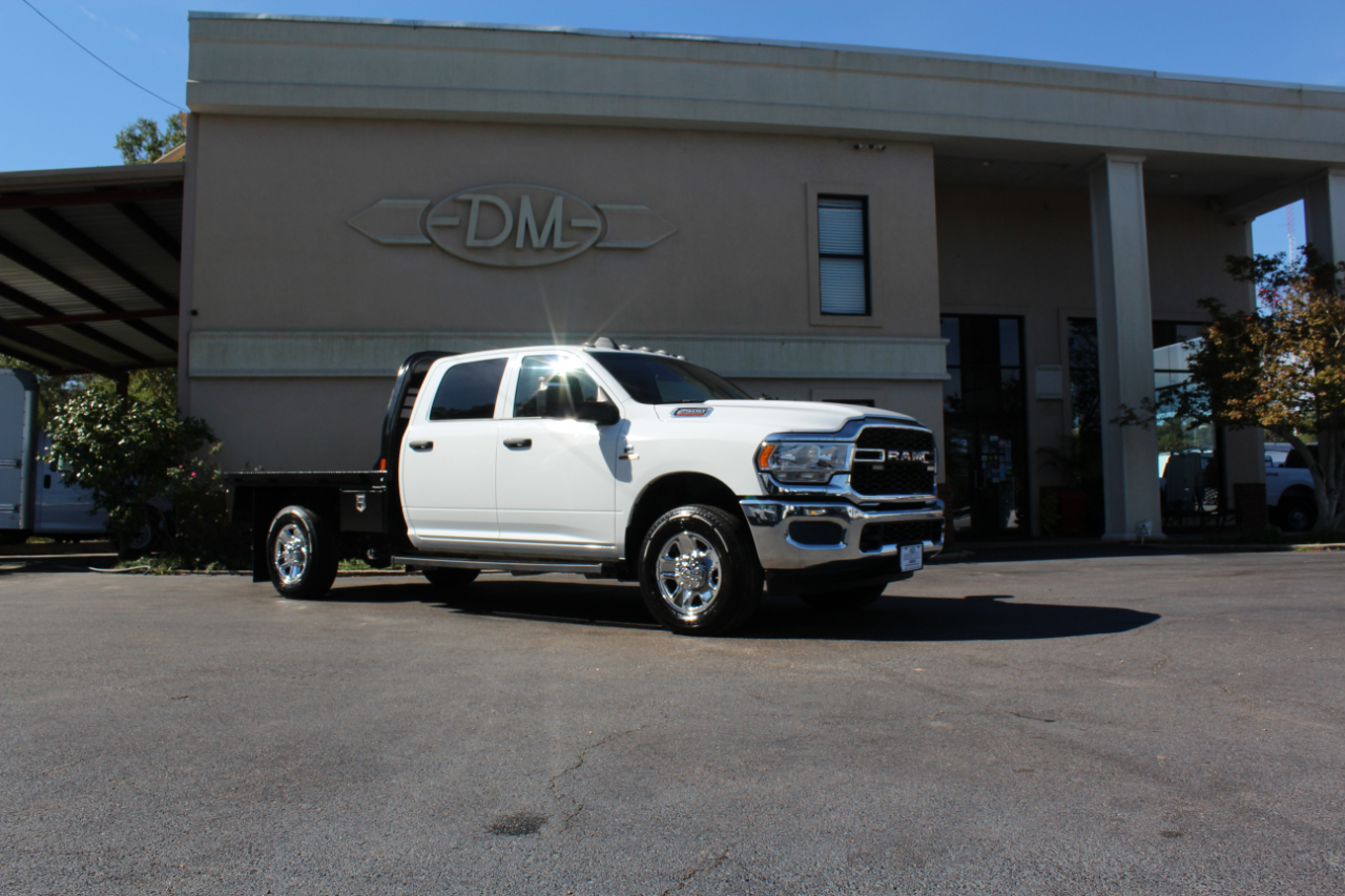 RAM 2500 Tradesman Crew Cab LWB 4WD 2024 RAM 2500 Tradesman Crew Cab LWB 4WD 2024