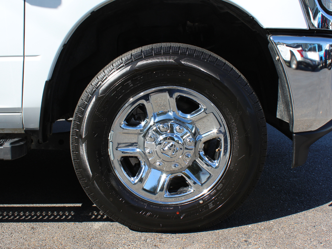 RAM 2500 Tradesman Crew Cab LWB 4WD 2024 RAM 2500 Tradesman Crew Cab LWB 4WD 2024