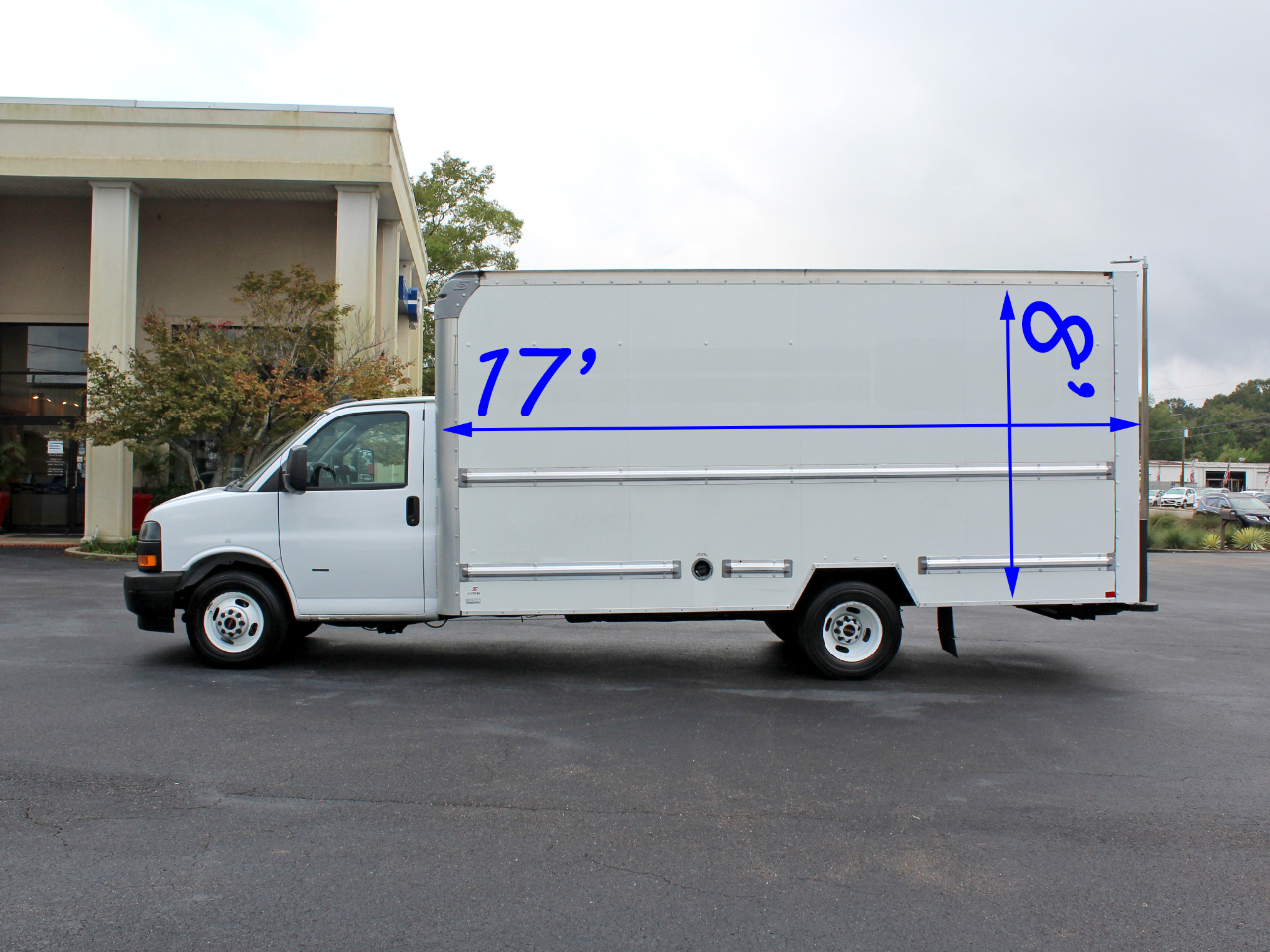 GMC Savana G3500 177 in. 2021 GMC Savana G3500 177 in. 2021