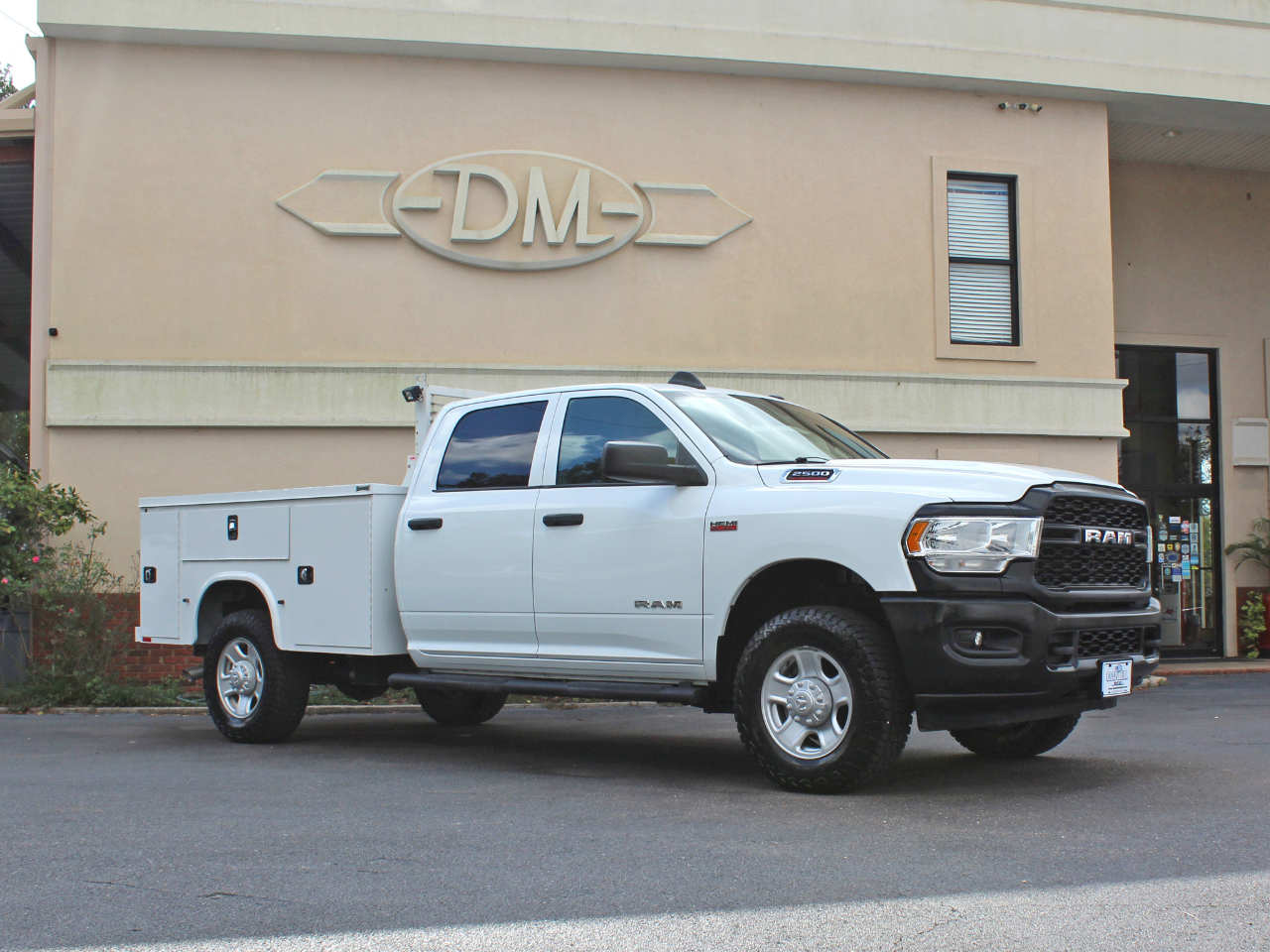 RAM 2500 Tradesman Crew Cab LWB 4WD 2022 RAM 2500 Tradesman Crew Cab LWB 4WD 2022