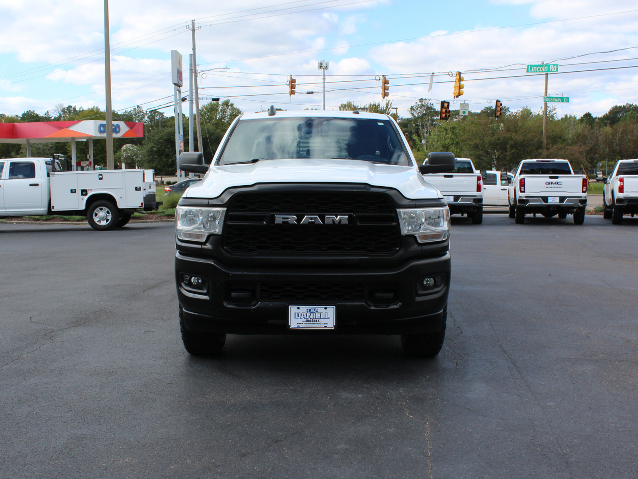 RAM 2500 Tradesman Crew Cab LWB 4WD 2022 RAM 2500 Tradesman Crew Cab LWB 4WD 2022