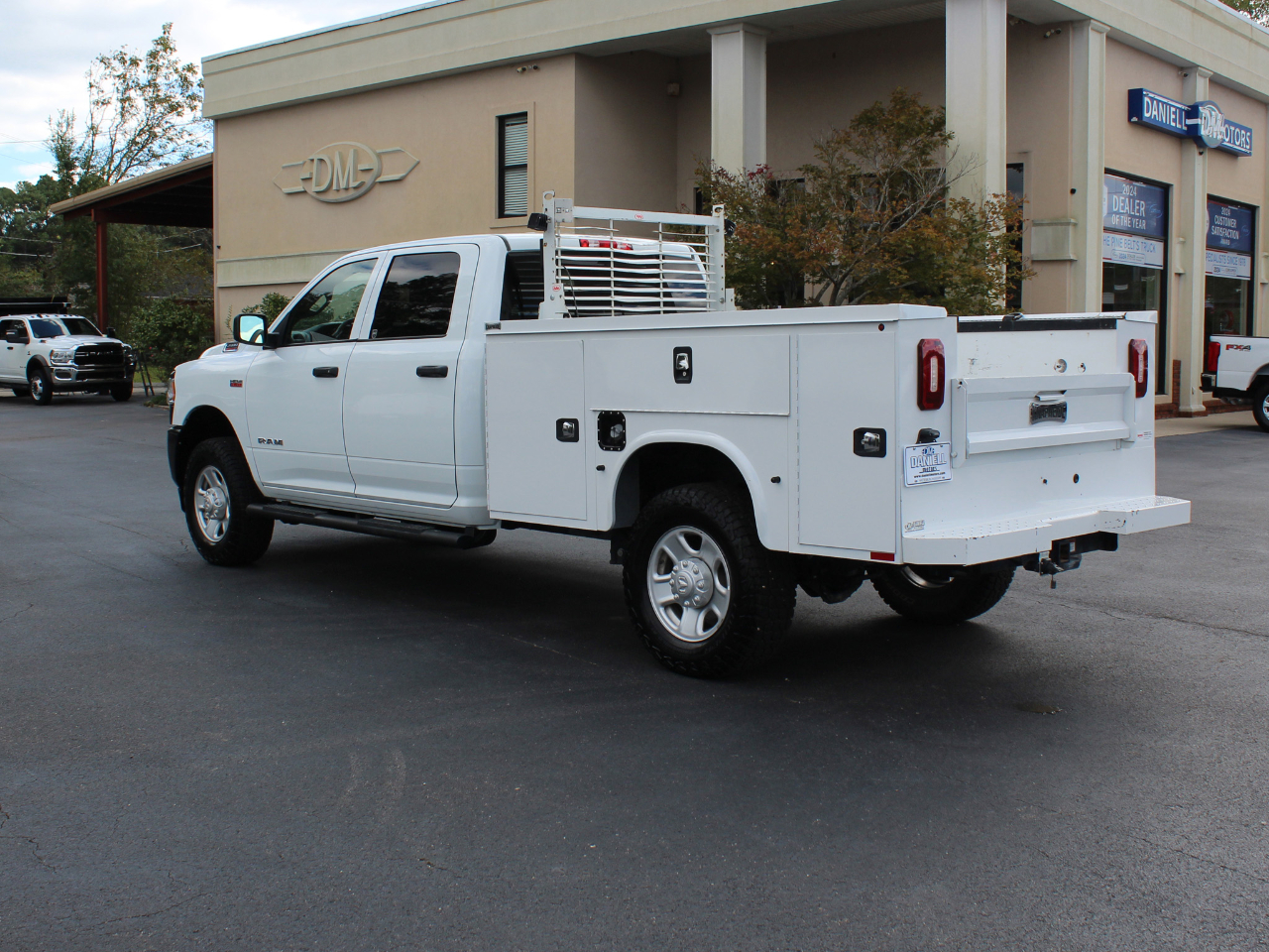 RAM 2500 Tradesman Crew Cab LWB 4WD 2022 RAM 2500 Tradesman Crew Cab LWB 4WD 2022