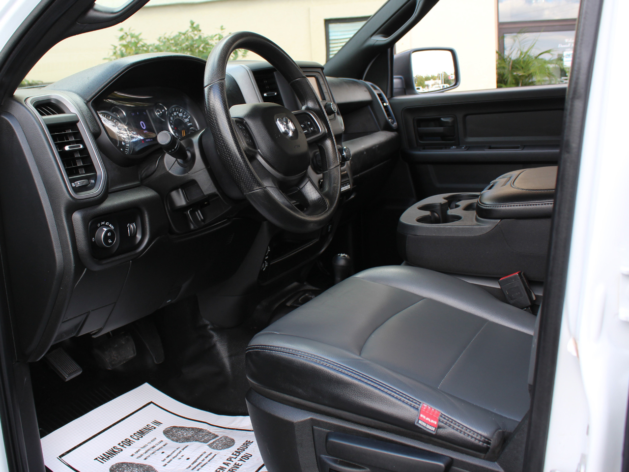 RAM 2500 Tradesman Crew Cab LWB 4WD 2022 RAM 2500 Tradesman Crew Cab LWB 4WD 2022