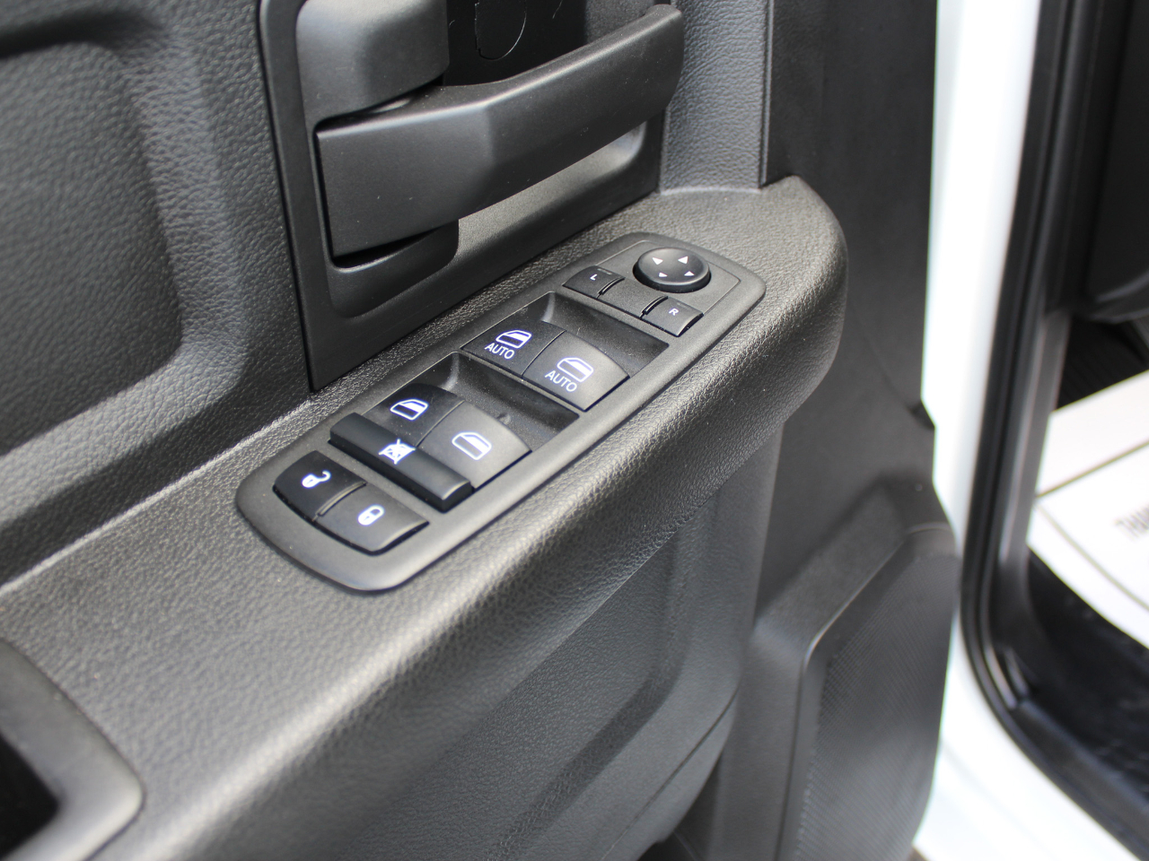 RAM 2500 Tradesman Crew Cab LWB 4WD 2022 RAM 2500 Tradesman Crew Cab LWB 4WD 2022