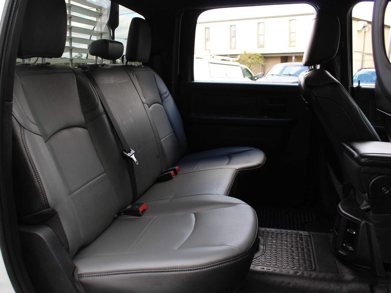 RAM 2500 Tradesman Crew Cab LWB 4WD 2022 RAM 2500 Tradesman Crew Cab LWB 4WD 2022