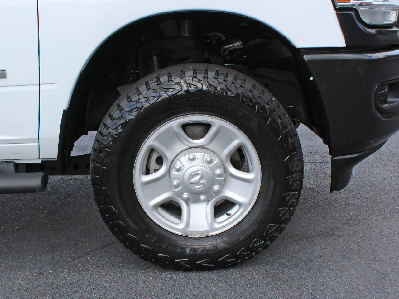 RAM 2500 Tradesman Crew Cab LWB 4WD 2022 RAM 2500 Tradesman Crew Cab LWB 4WD 2022