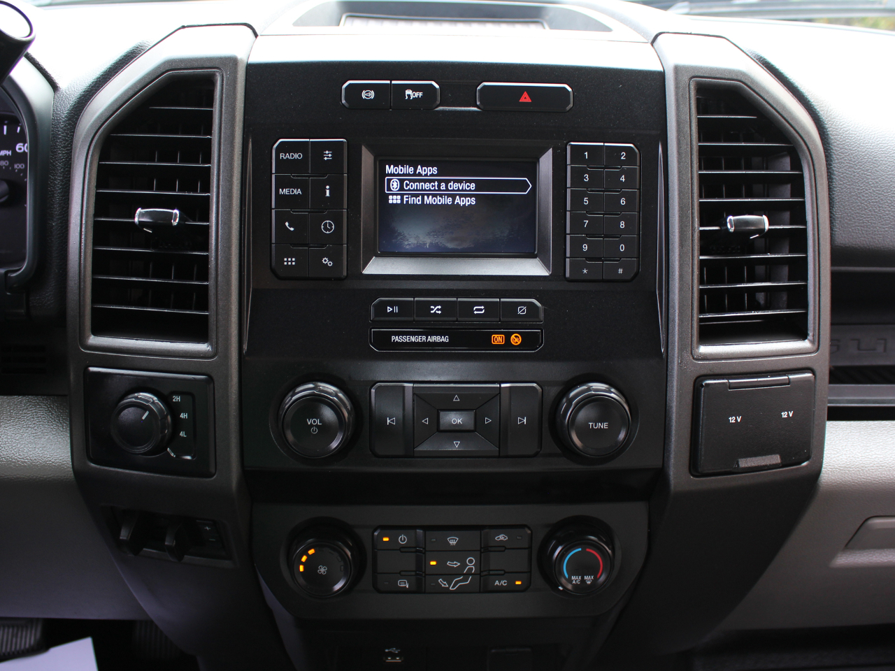 Ford F-550 Crew Cab DRW 4WD 2022