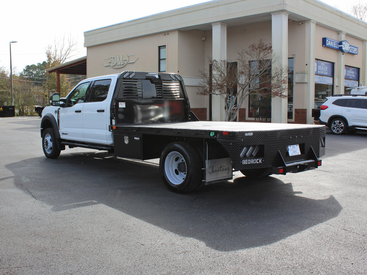 Ford F-550 Crew Cab DRW 4WD 2024