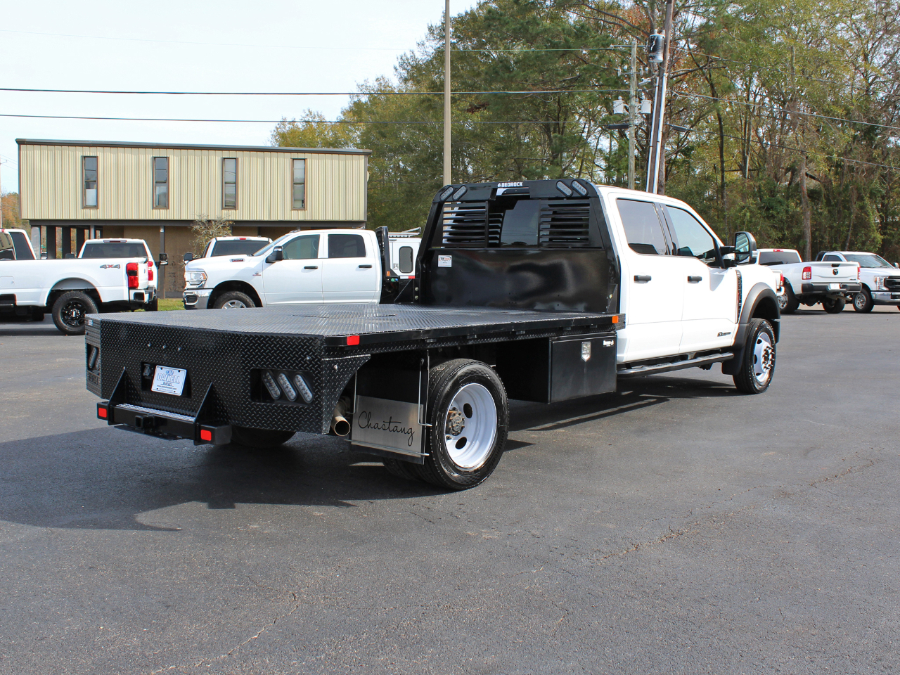 Ford F-550 Crew Cab DRW 4WD 2024