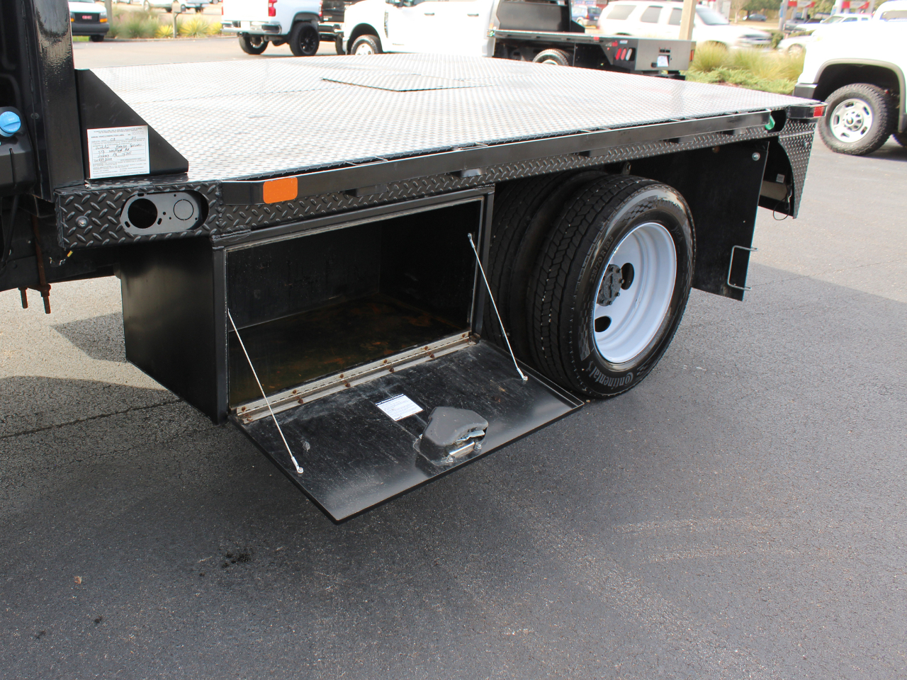 Ford F-550 Crew Cab DRW 4WD 2024