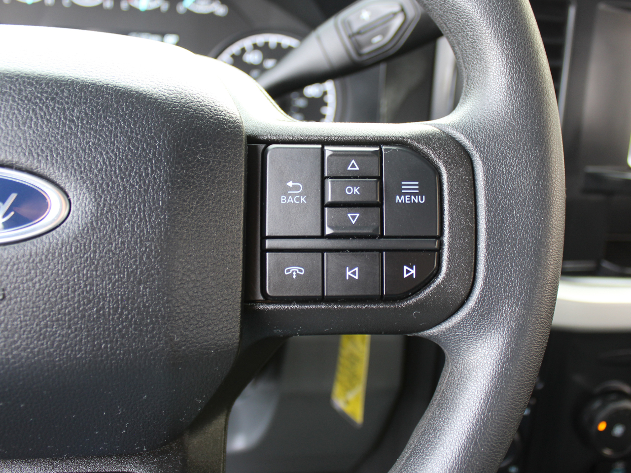 Ford F-550 Crew Cab DRW 4WD 2024