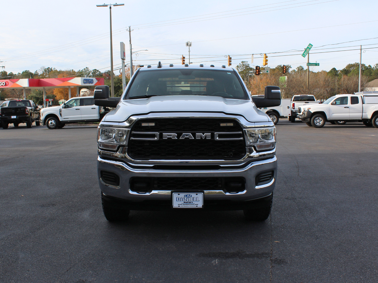 RAM 2500 Tradesman Crew Cab LWB 4WD 2024