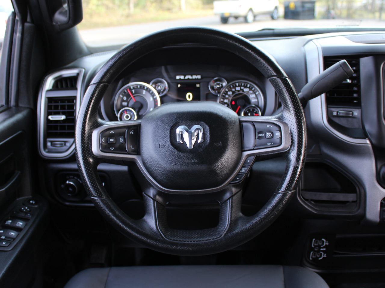 RAM 2500 Tradesman Crew Cab LWB 4WD 2024