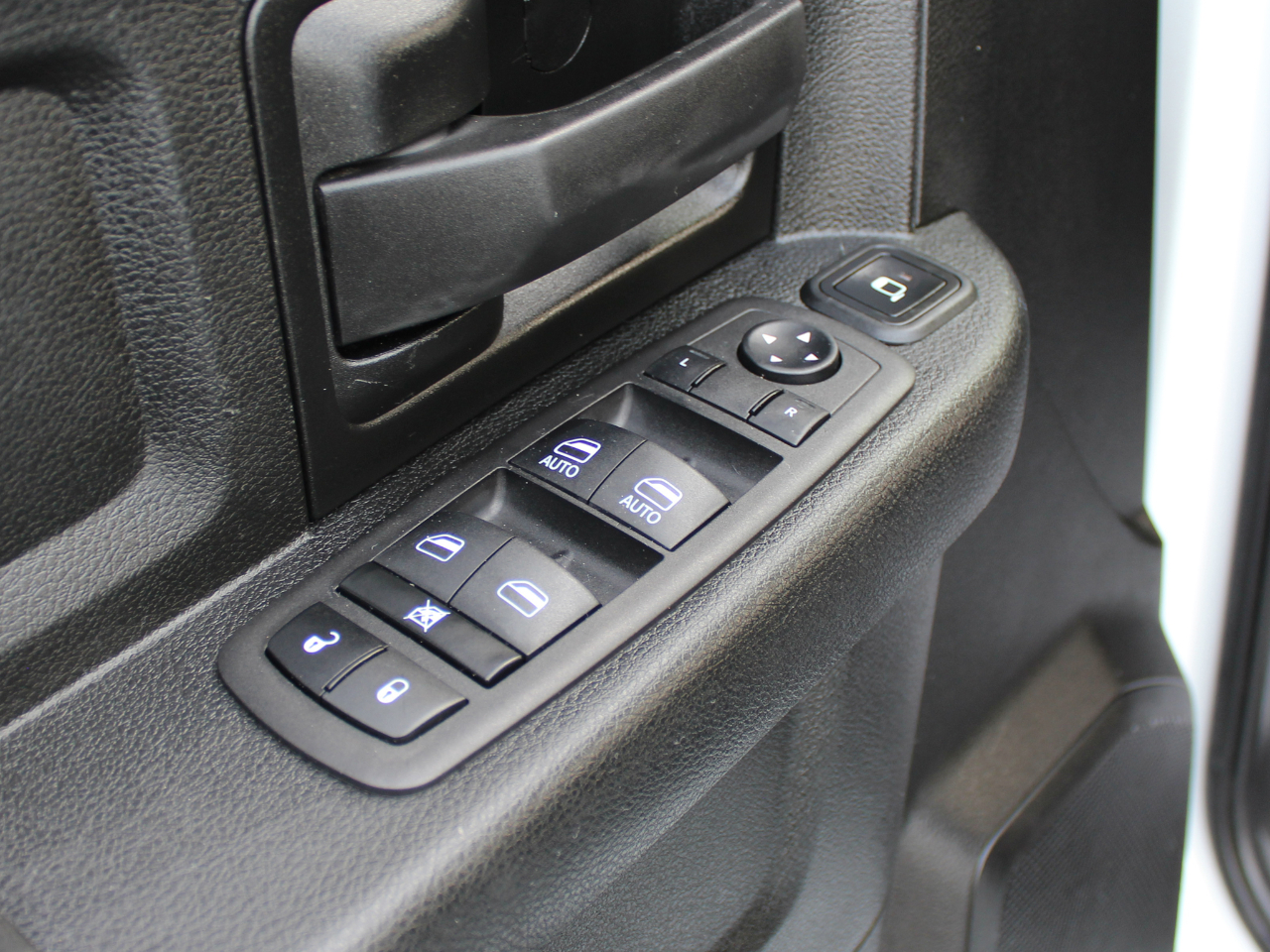 RAM 2500 Tradesman Crew Cab LWB 4WD 2024