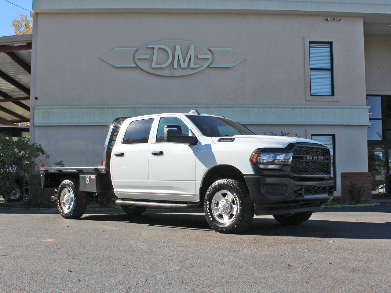 RAM 2500 Tradesman Crew Cab LWB 4WD 2024