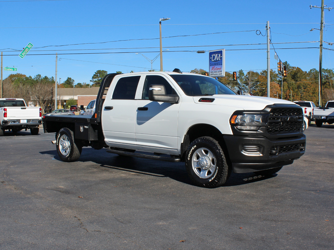 RAM 2500 Tradesman Crew Cab LWB 4WD 2024