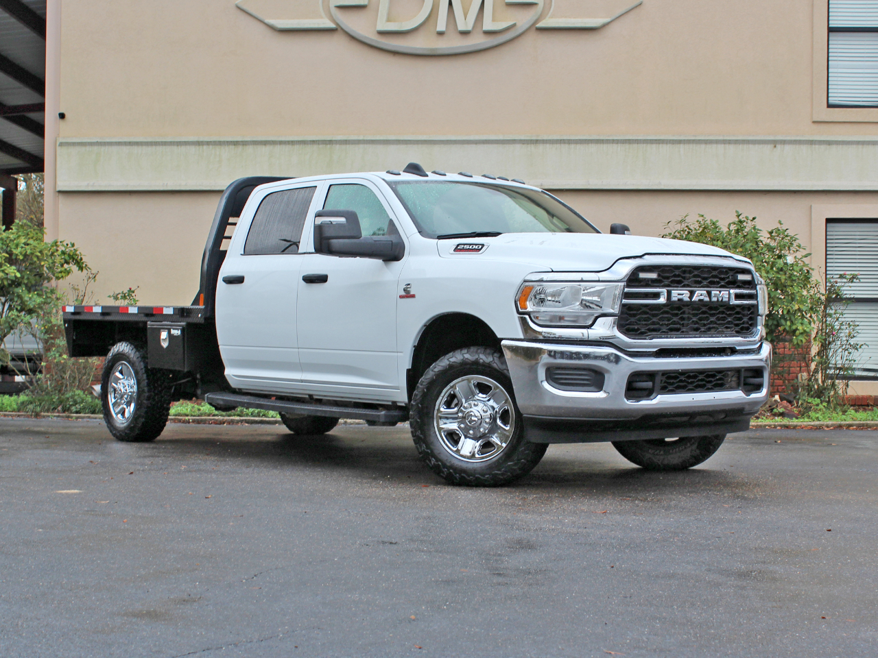 RAM 2500 Tradesman Crew Cab LWB 4WD 2024