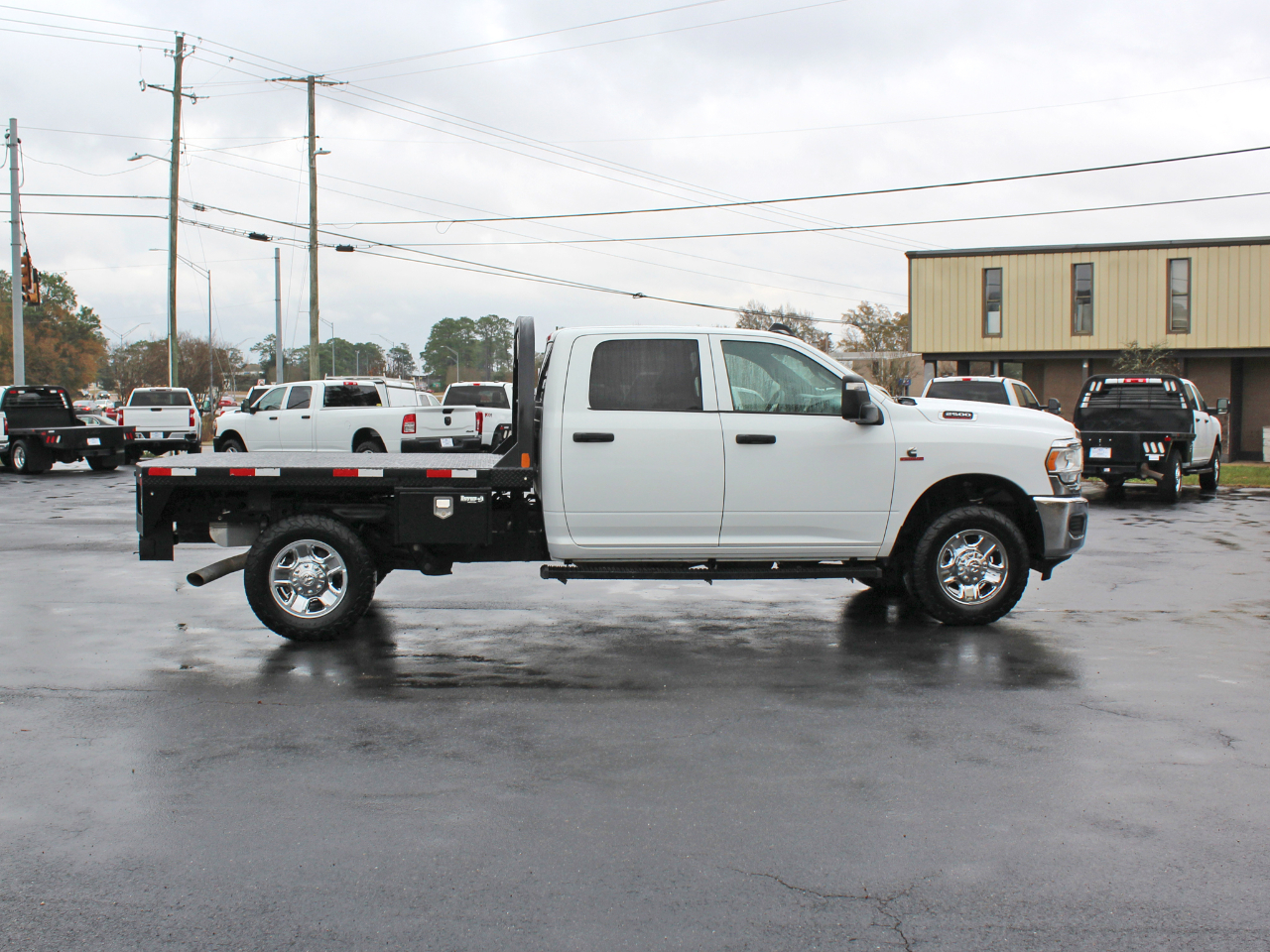 RAM 2500 Tradesman Crew Cab LWB 4WD 2024