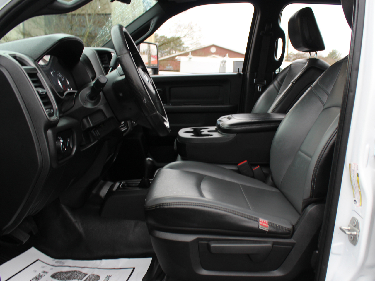 RAM 2500 Tradesman Crew Cab LWB 4WD 2024