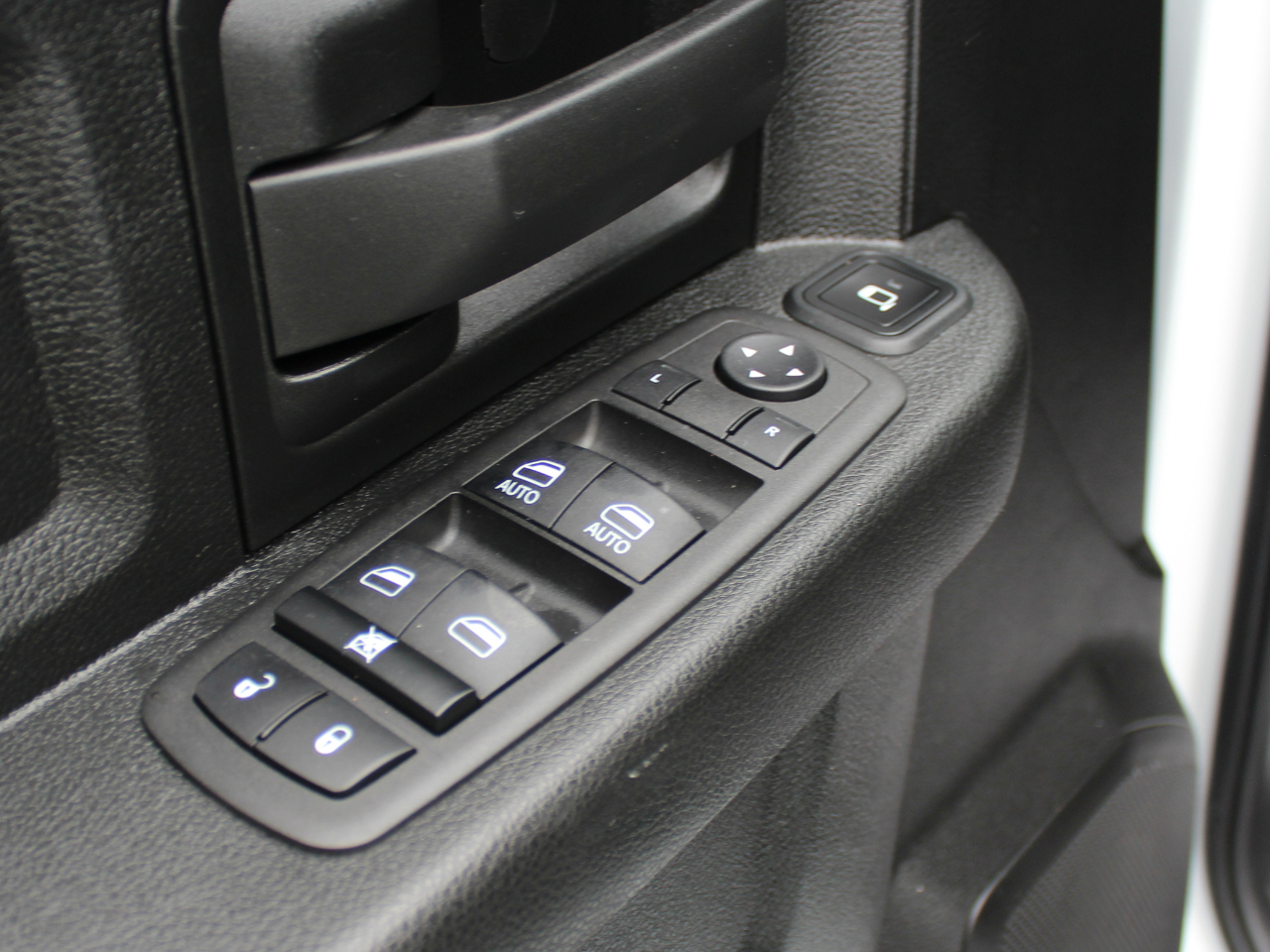 RAM 2500 Tradesman Crew Cab LWB 4WD 2024