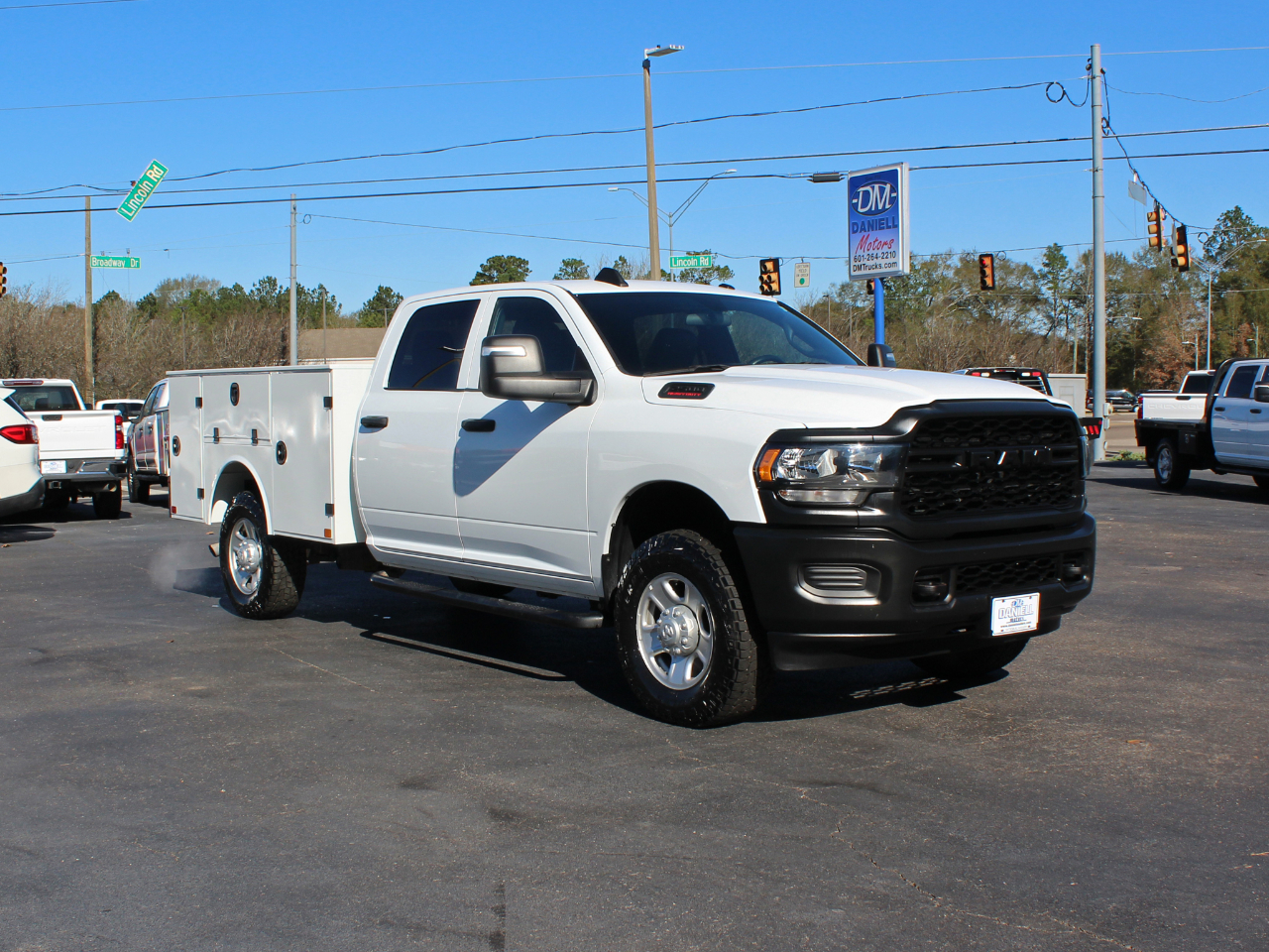RAM 2500 Tradesman Crew Cab LWB 4WD 2024