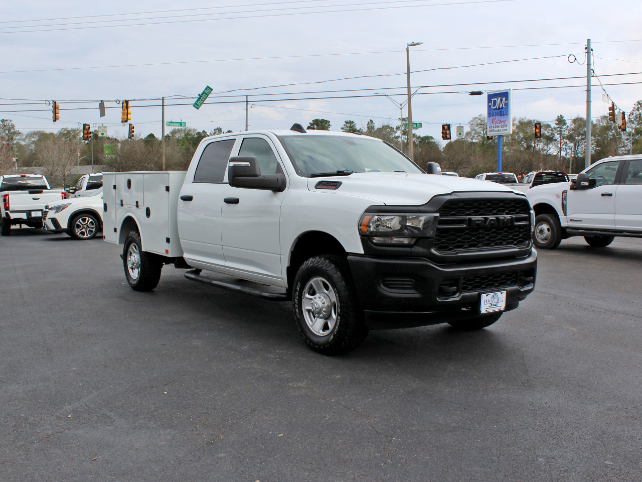 RAM 2500 Tradesman Crew Cab LWB 4WD 2024