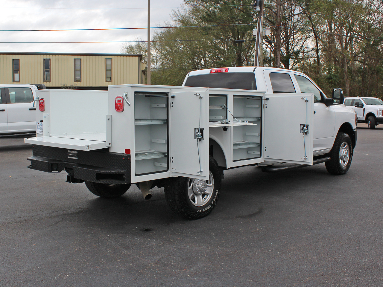 RAM 2500 Tradesman Crew Cab LWB 4WD 2024