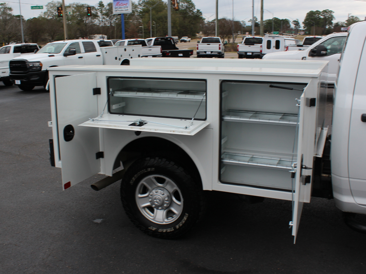 RAM 2500 Tradesman Crew Cab LWB 4WD 2024