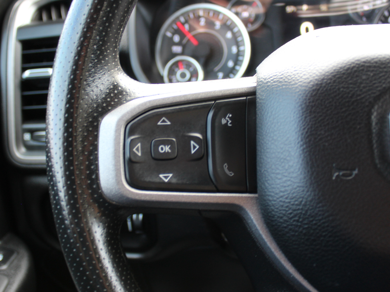 RAM 2500 Tradesman Crew Cab LWB 4WD 2024