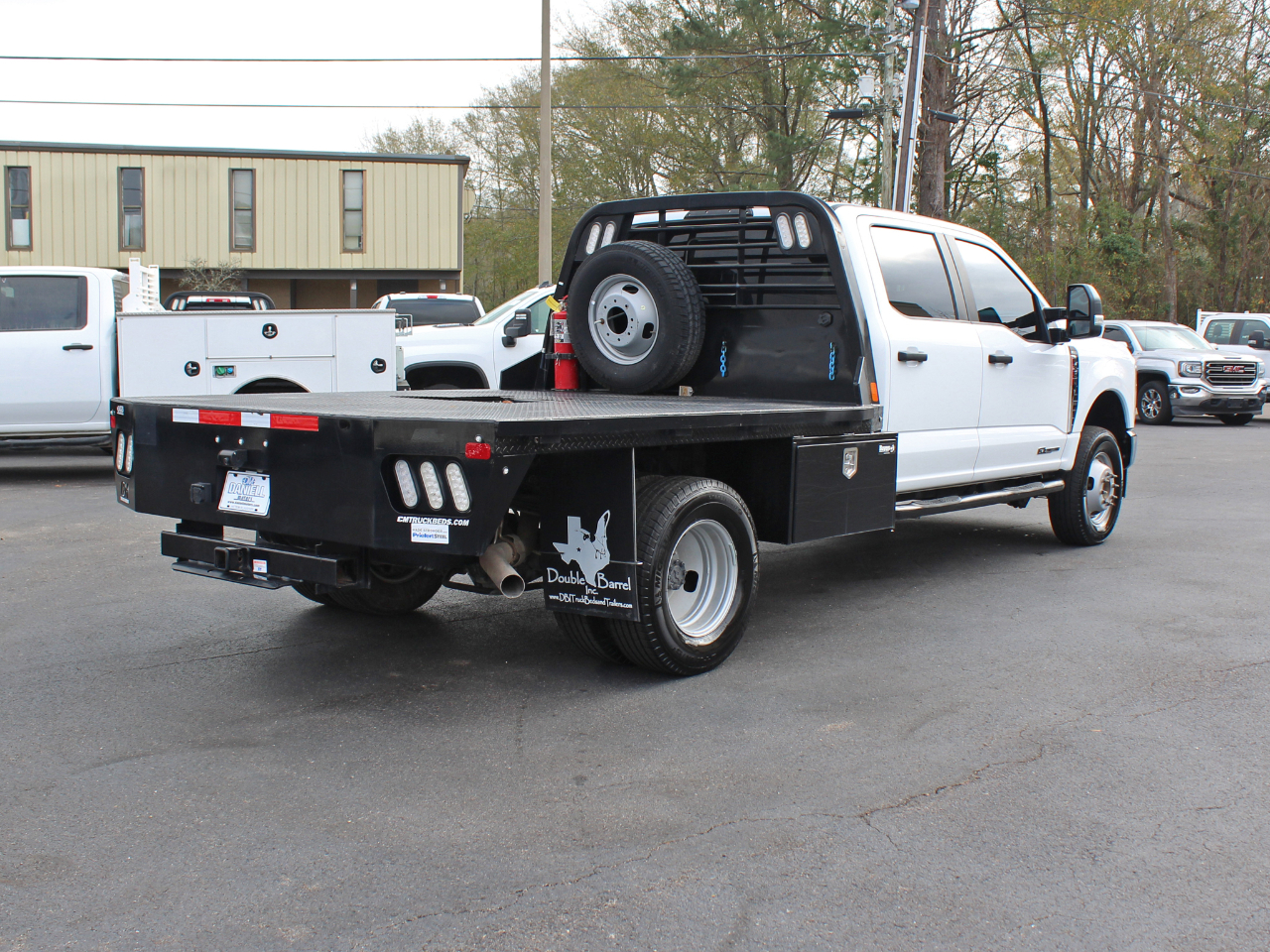 Ford F-350 SD XL Crew Cab Long Bed DRW 4WD 2024