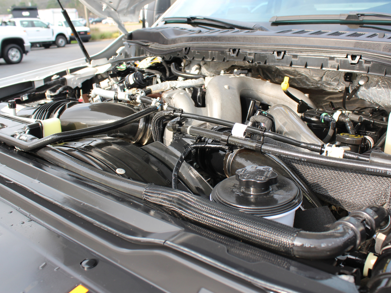 Ford F-350 SD XL Crew Cab Long Bed DRW 4WD 2024