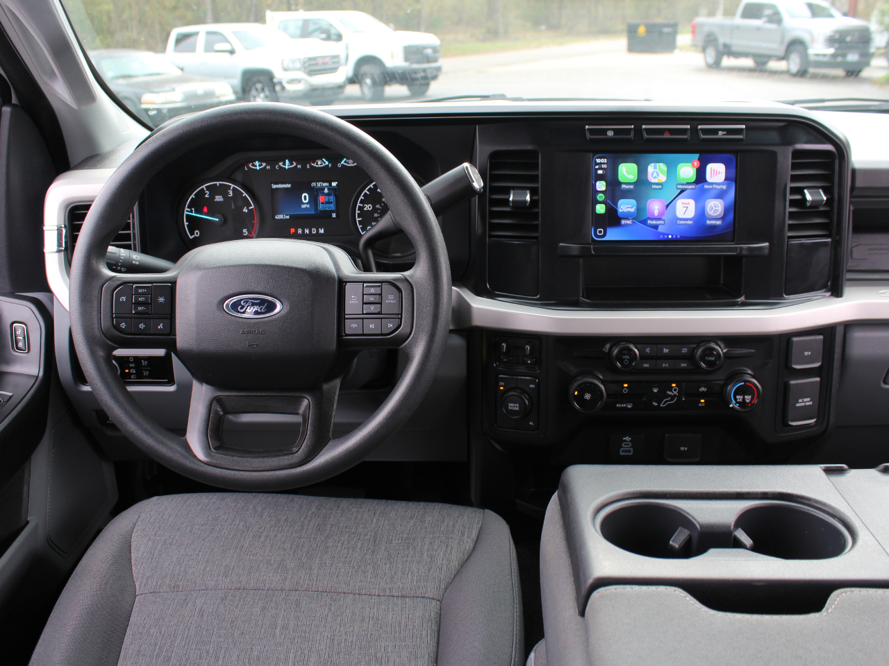 Ford F-350 SD XL Crew Cab Long Bed DRW 4WD 2024