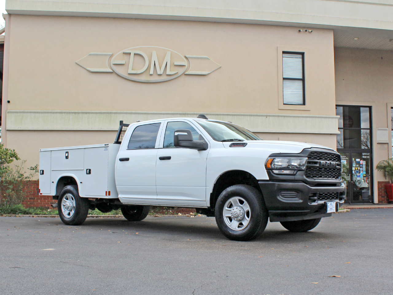 RAM 3500 ST Crew Cab LWB 4WD 2023