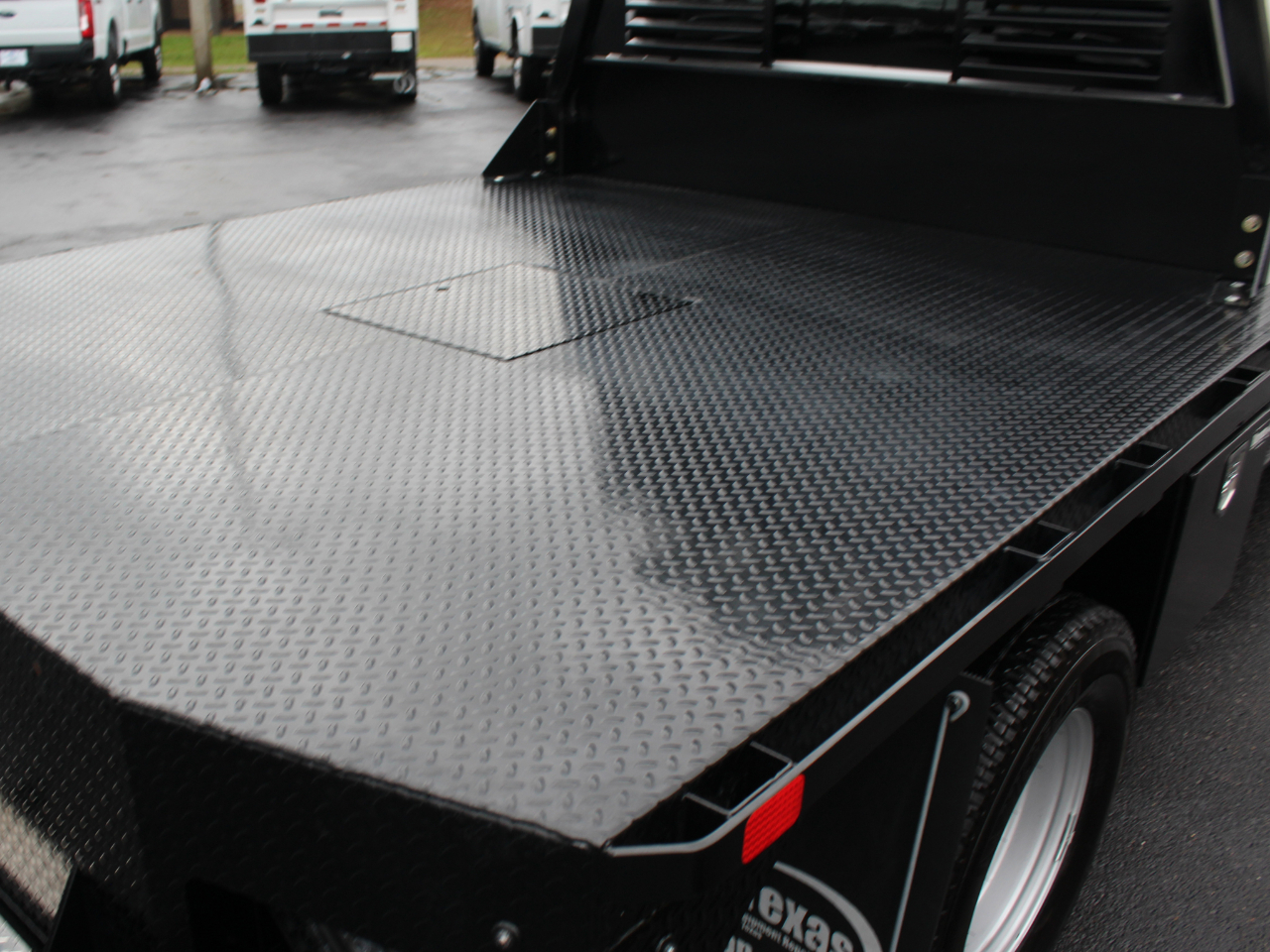 Ford F-350 SD XL Crew Cab Long Bed DRW 4WD 2024