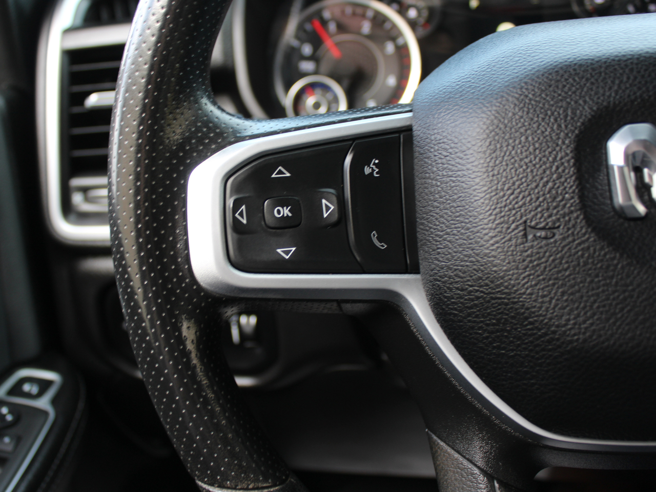 RAM 3500 Crew Cab 4WD DRW 2023