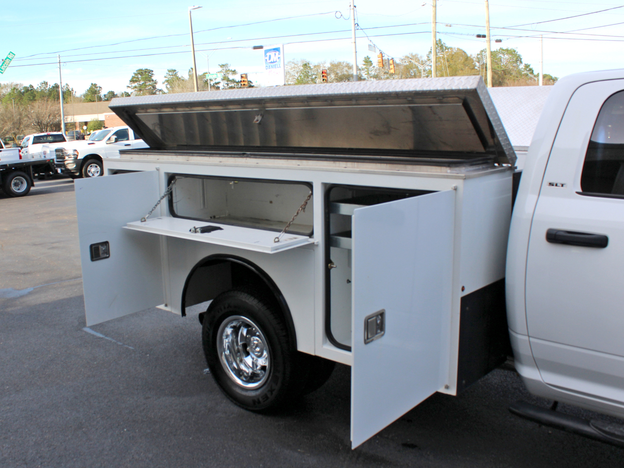 RAM 3500 Crew Cab 4WD DRW 2023