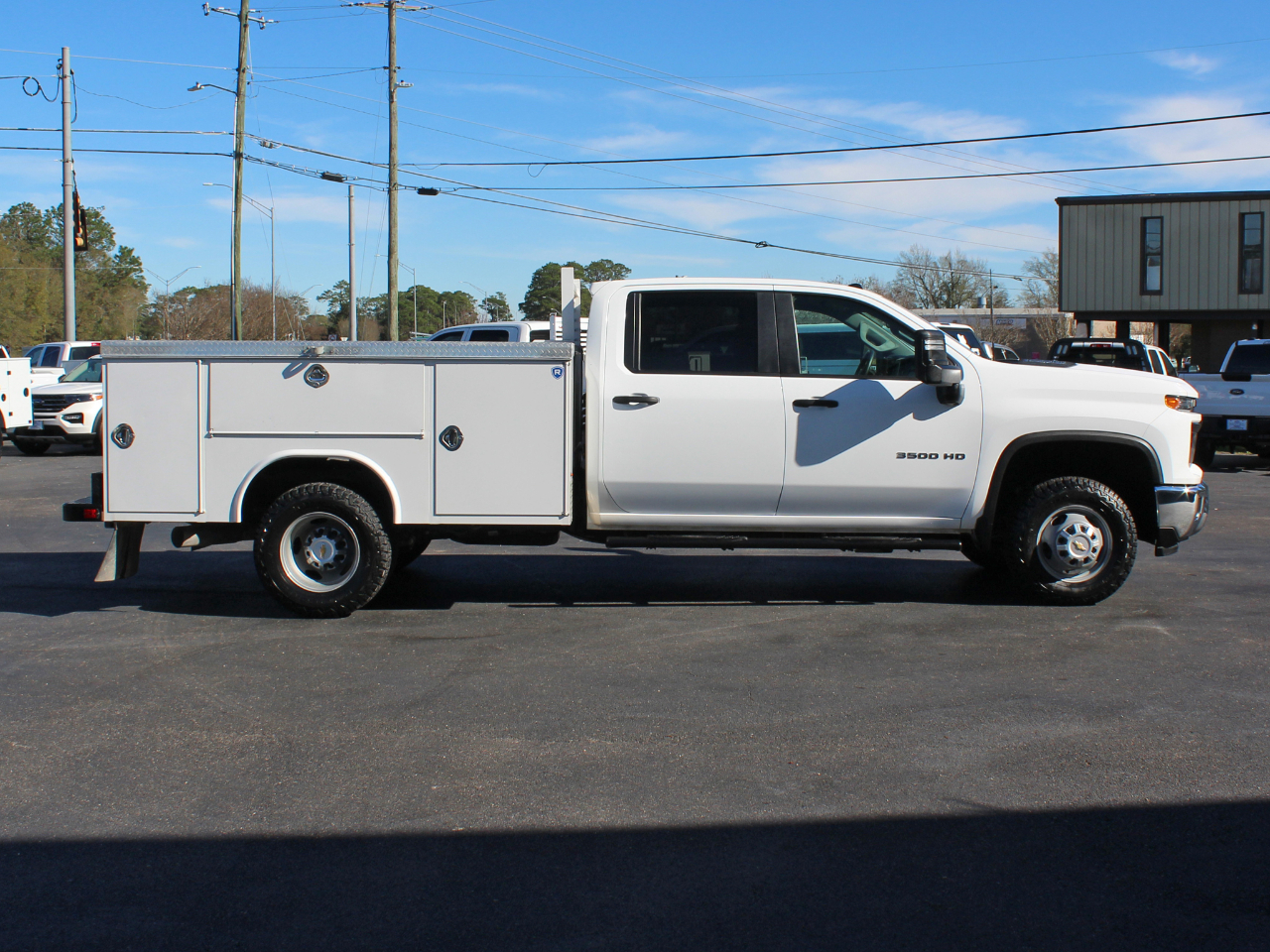 Chevrolet Silverado 3500HD Work Truck Crew Cab 4WD 2024
