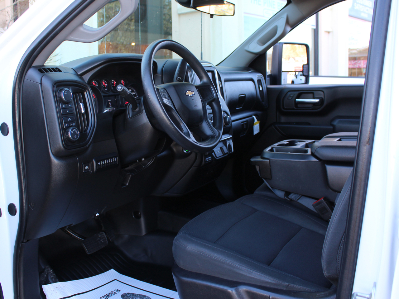 Chevrolet Silverado 3500HD Work Truck Crew Cab 4WD 2024