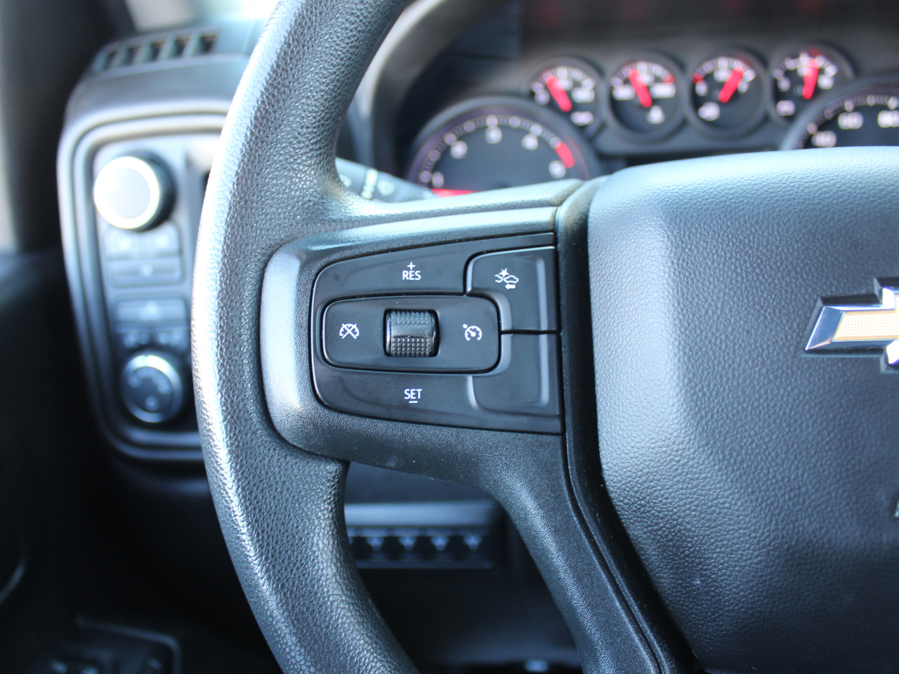 Chevrolet Silverado 3500HD Work Truck Crew Cab 4WD 2024