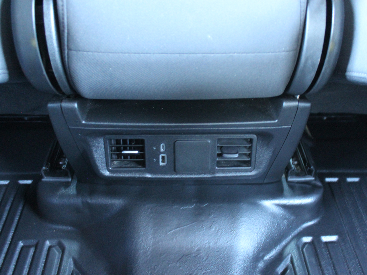 Chevrolet Silverado 3500HD Work Truck Crew Cab 4WD 2024