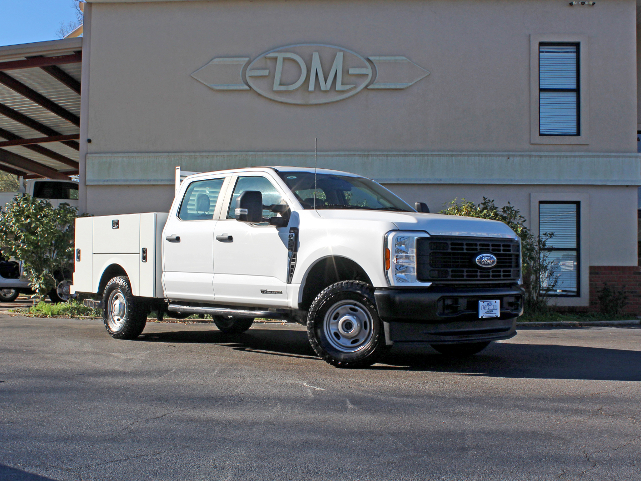 Ford F-250 SD XL Crew Cab 4WD 2024