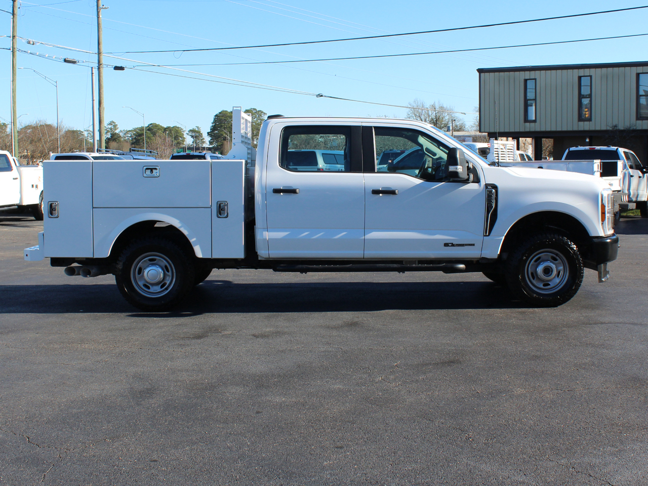 Ford F-250 SD XL Crew Cab 4WD 2024
