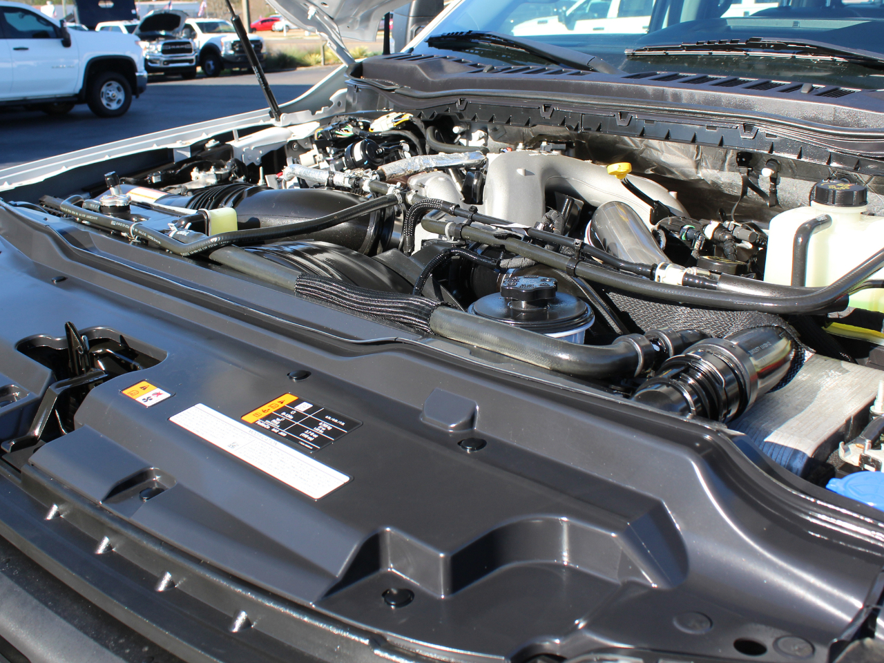 Ford F-250 SD XL Crew Cab 4WD 2024