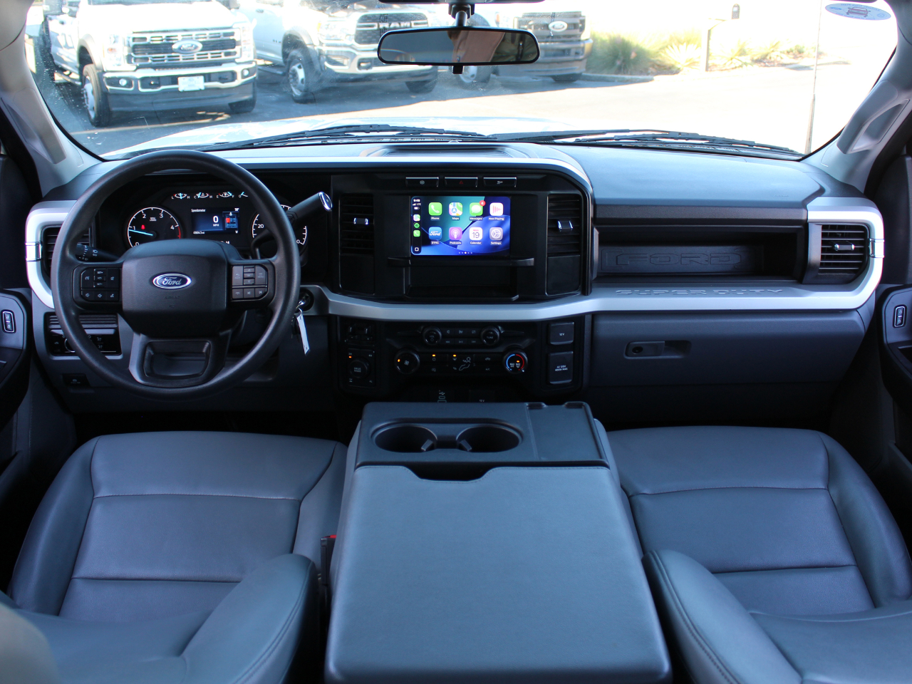 Ford F-250 SD XL Crew Cab 4WD 2024