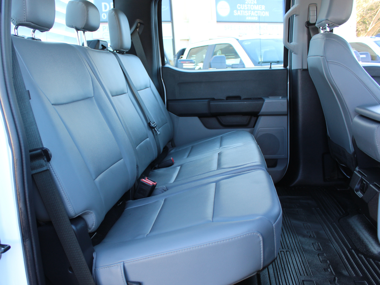 Ford F-250 SD XL Crew Cab 4WD 2024