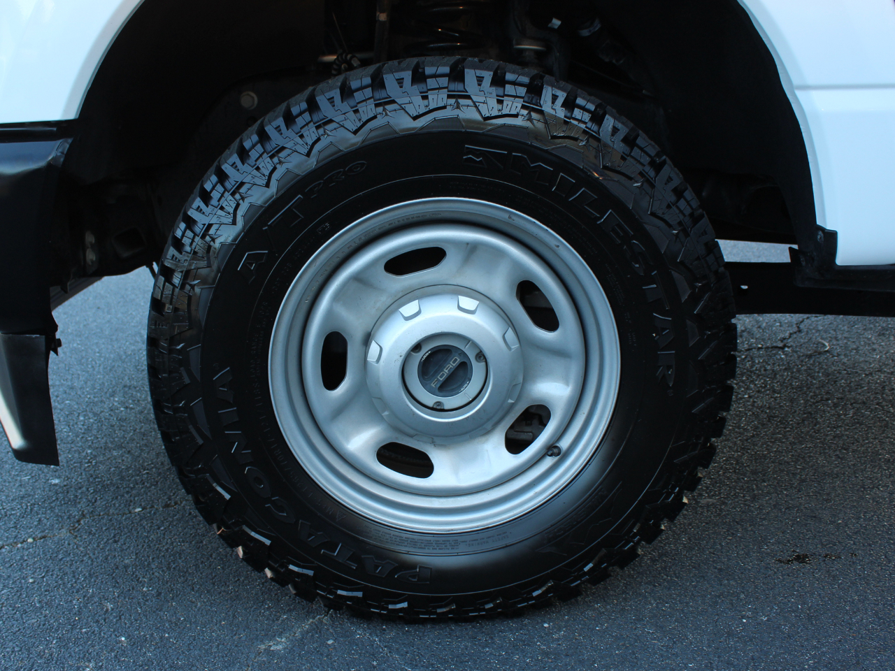 Ford F-250 SD XL Crew Cab 4WD 2024