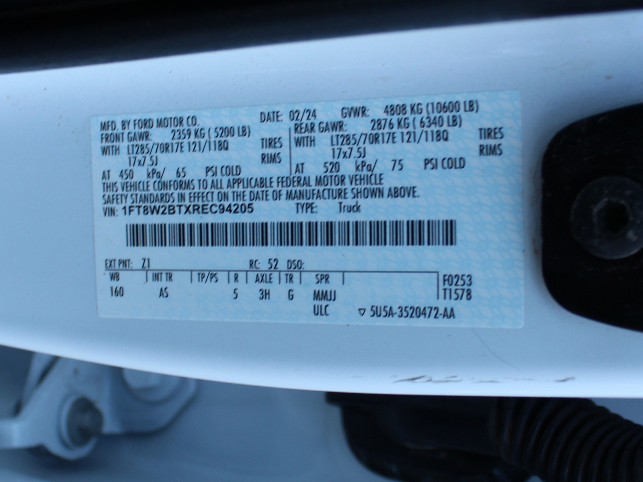 Ford F-250 SD XL Crew Cab 4WD 2024