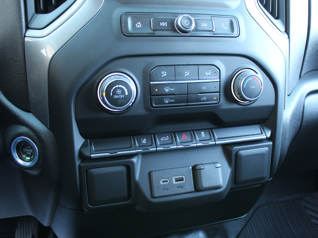 Chevrolet Silverado 2500HD Work Truck Regular Cab 4WD 2024