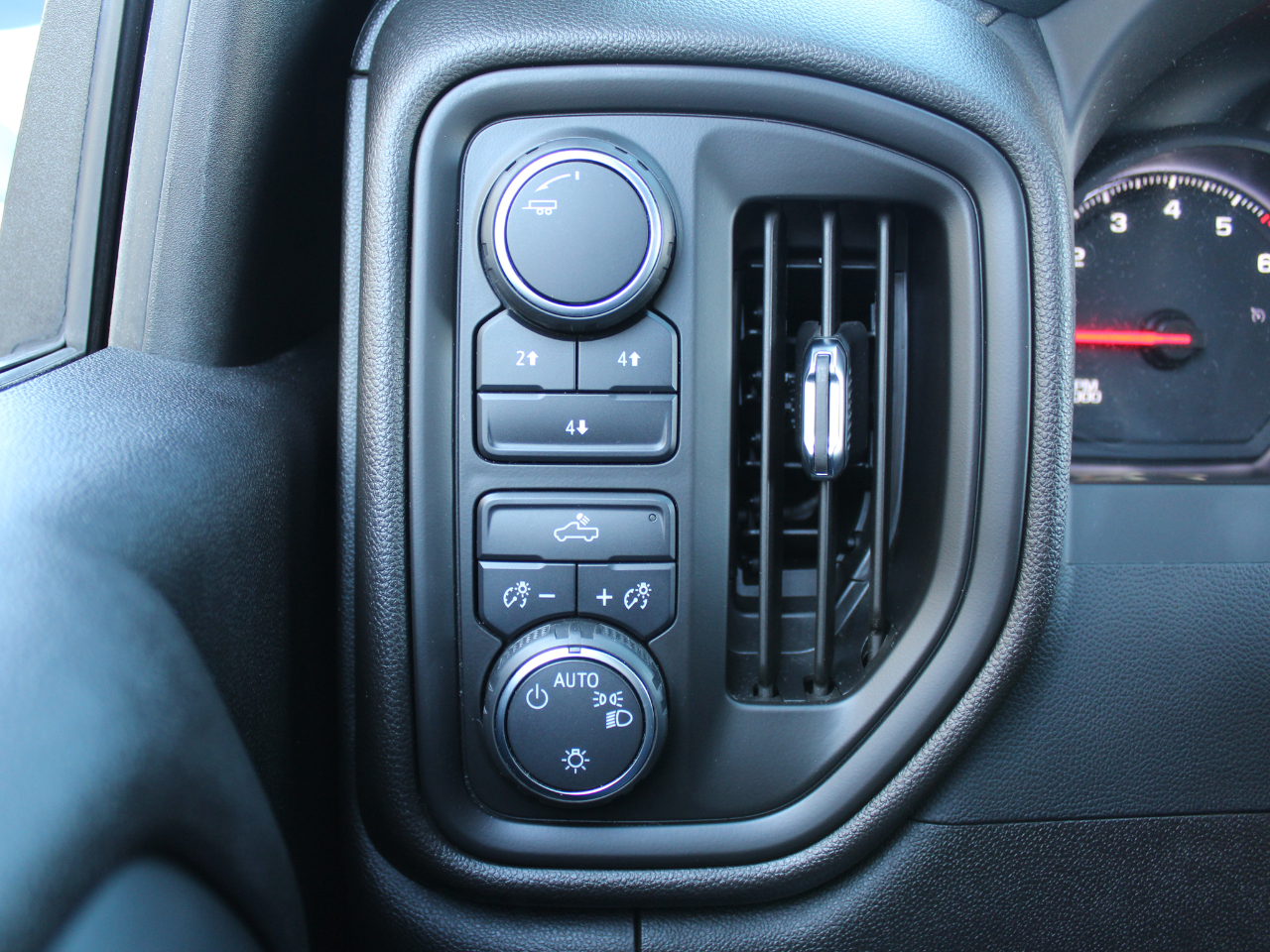 Chevrolet Silverado 2500HD Work Truck Regular Cab 4WD 2024